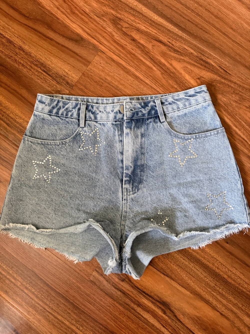 Boutique Women's Light Blue Denim Star Studded High-Waist Shorts